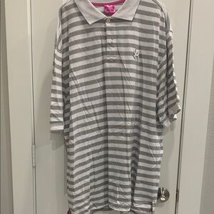 Akademiks Gray and White Polo Shirt with Classic Stripes